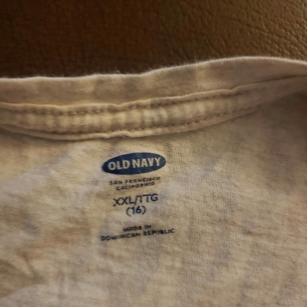 Shirt - Picture 2 of 2